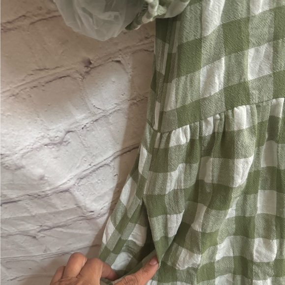 Things Between - Georgia Gingham in Sage Use in good condition size small - Picture 6 of 7